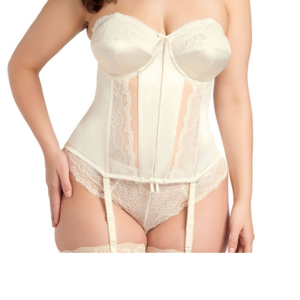 Elomi Maria Basque Cream Bustier